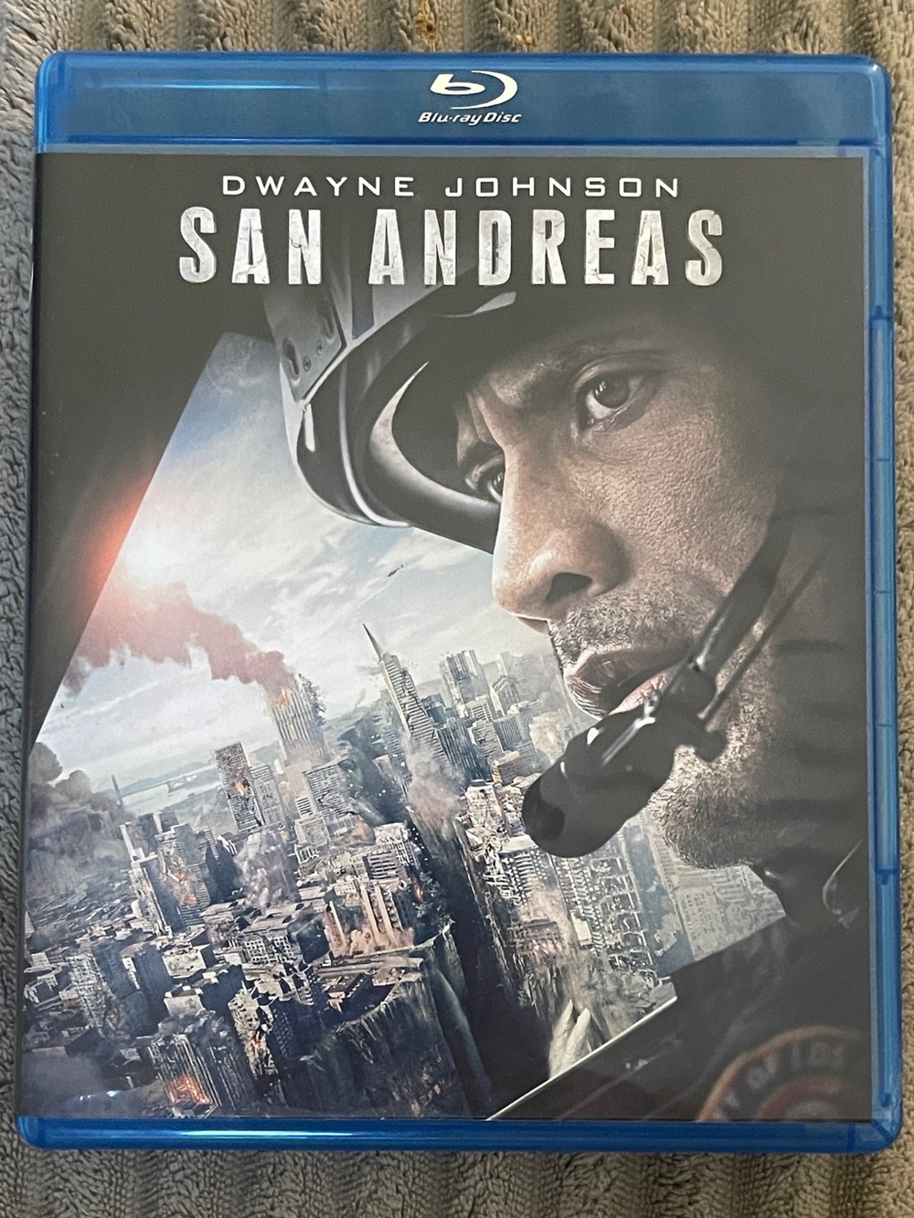 San Andreas Blu-ray DVD 2015 Dwayne Johnson Action Adventure Thriller